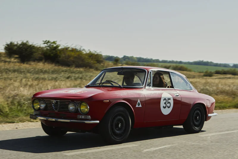 1975 Alfa Romeo GT 1600 Junior Base 9