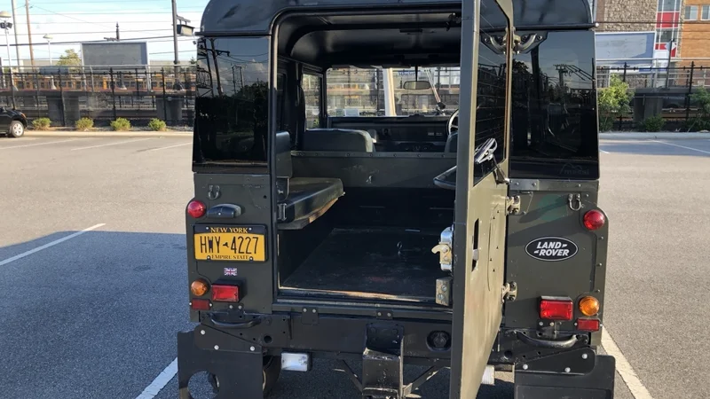 1987 Land Rover Defender 90 (Truck) 6