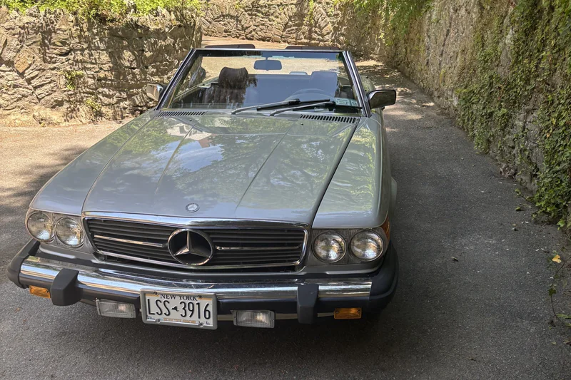 1988 Mercedes-Benz 560SL