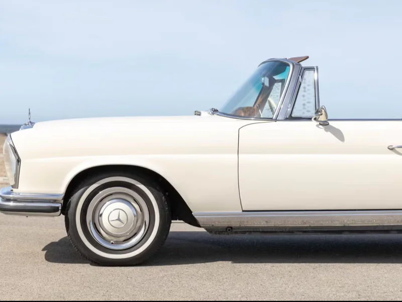 1964 Mercedes-Benz 220SE 8