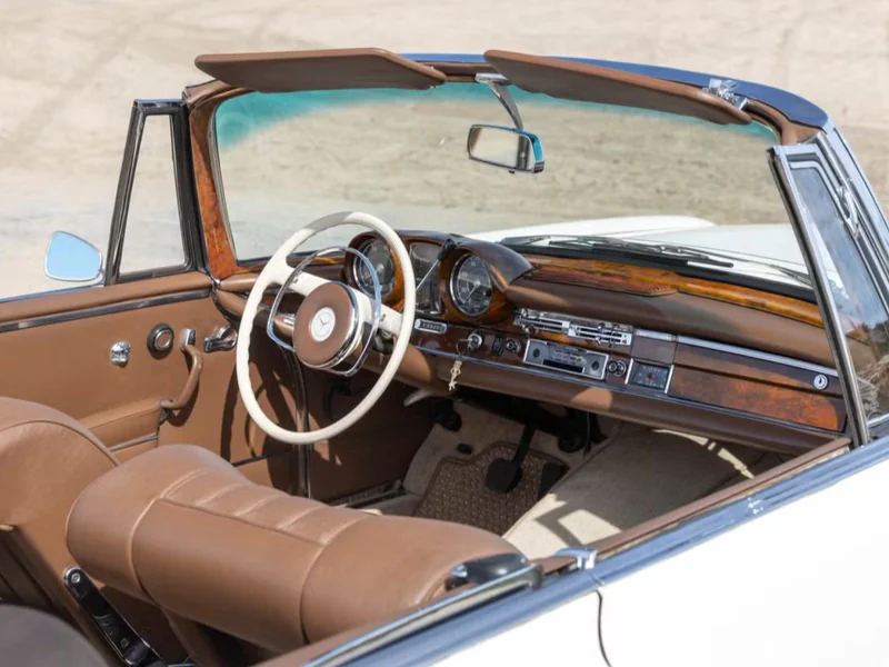 1964 Mercedes-Benz 220SE 9