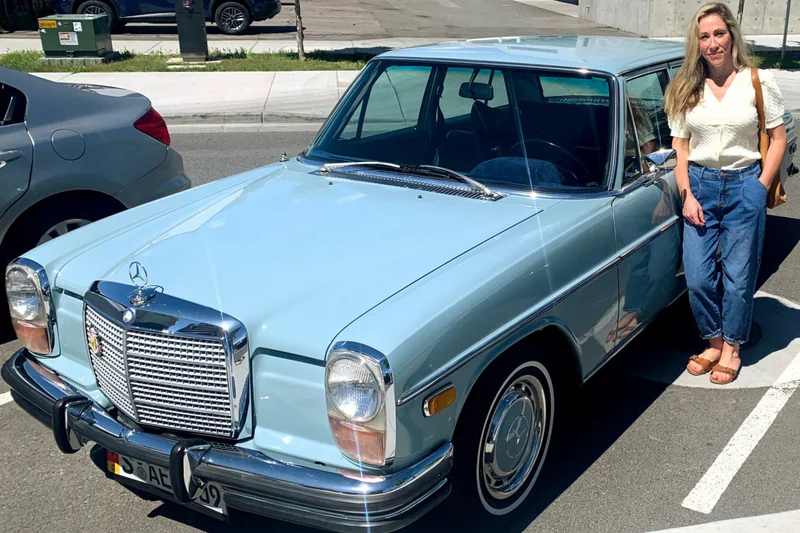 1972 Mercedes-Benz 250 4 door 2