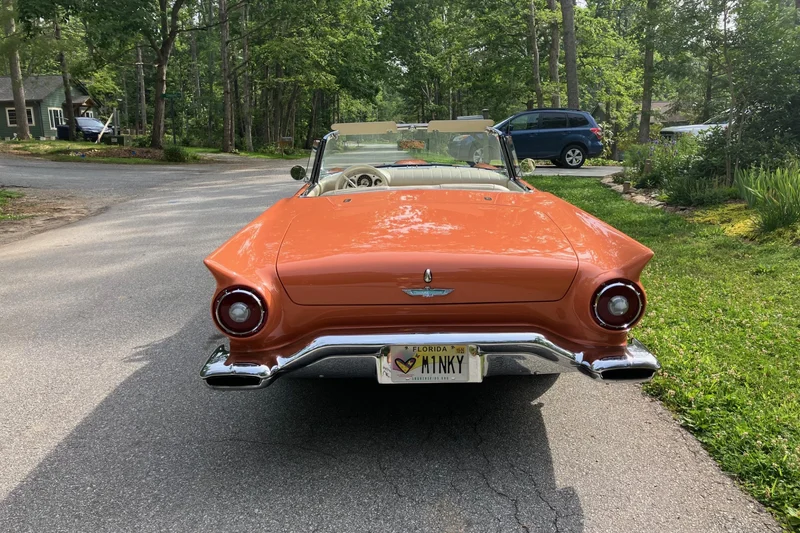 1957 Ford Thunderbird