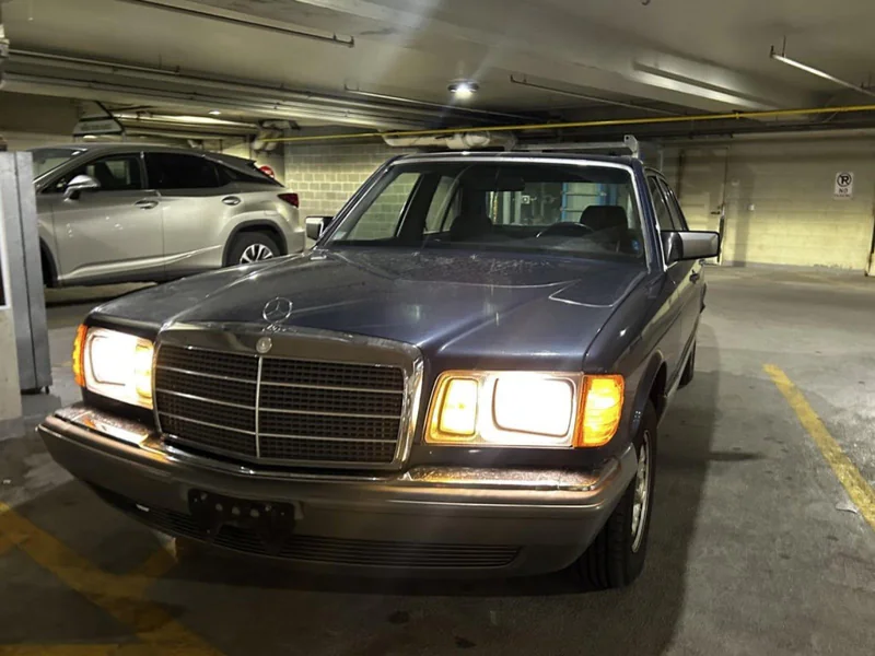 1984 Mercedes-Benz 300SD Base 7