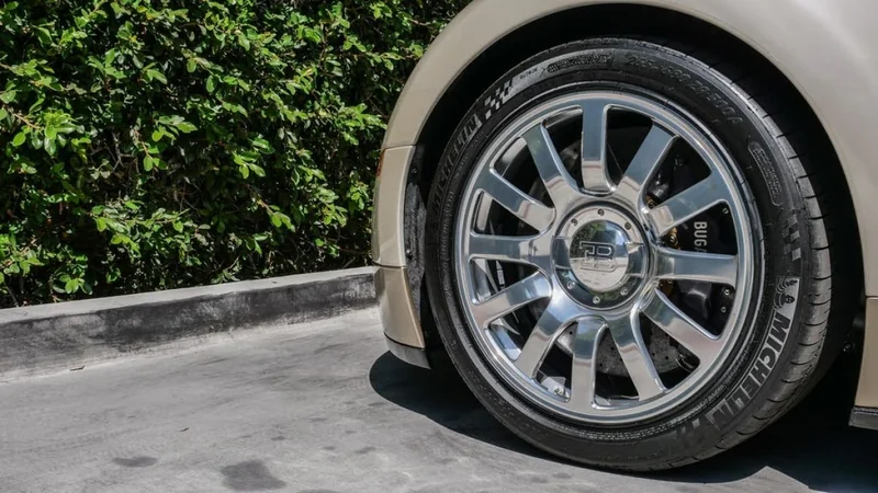 2008 Bugatti Veyron Coupe 5