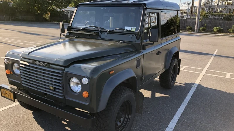 1987 Land Rover Defender 90 (Truck) 2