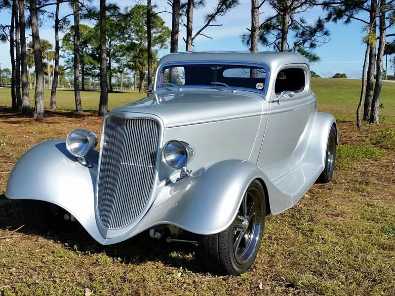 1933 Ford Coupe 5