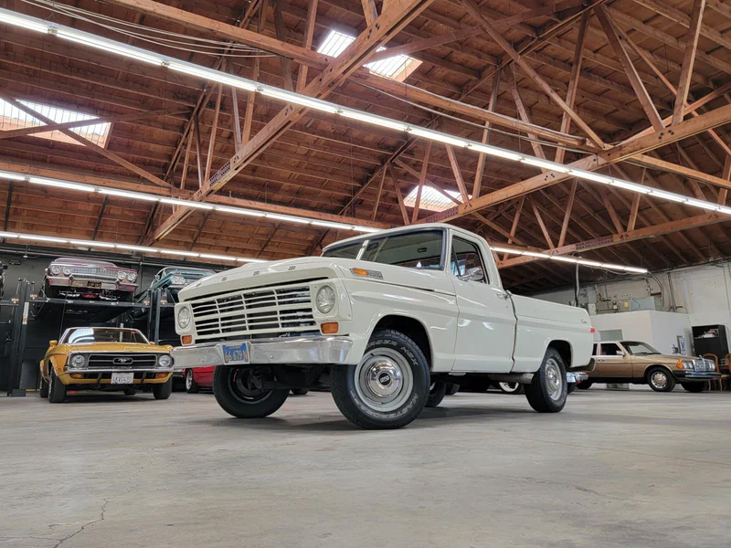1972 Ford F100 Custom 2