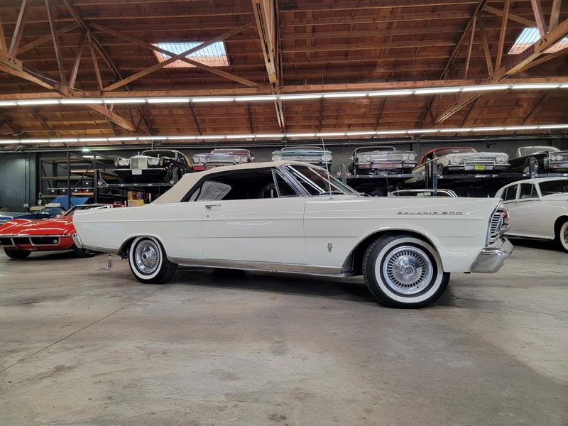 1965 Ford Galaxie 500 Base 8