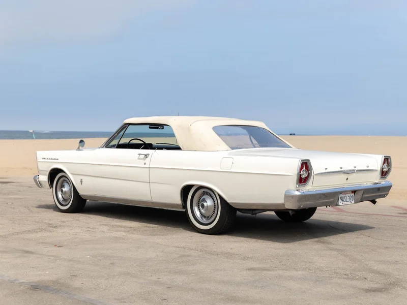 1965 Ford Galaxie 500 Base 19