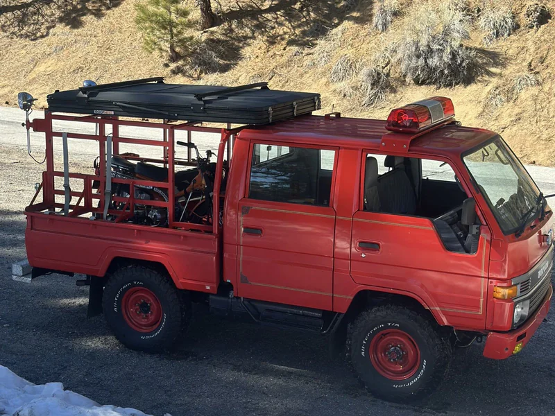 1992 Toyota HiAce truck Fire truck 4x4 9