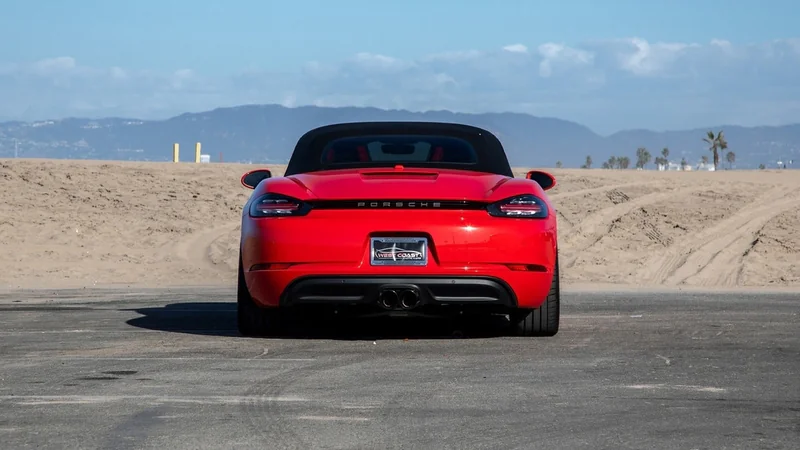 2017 Porsche 718 Boxster 3