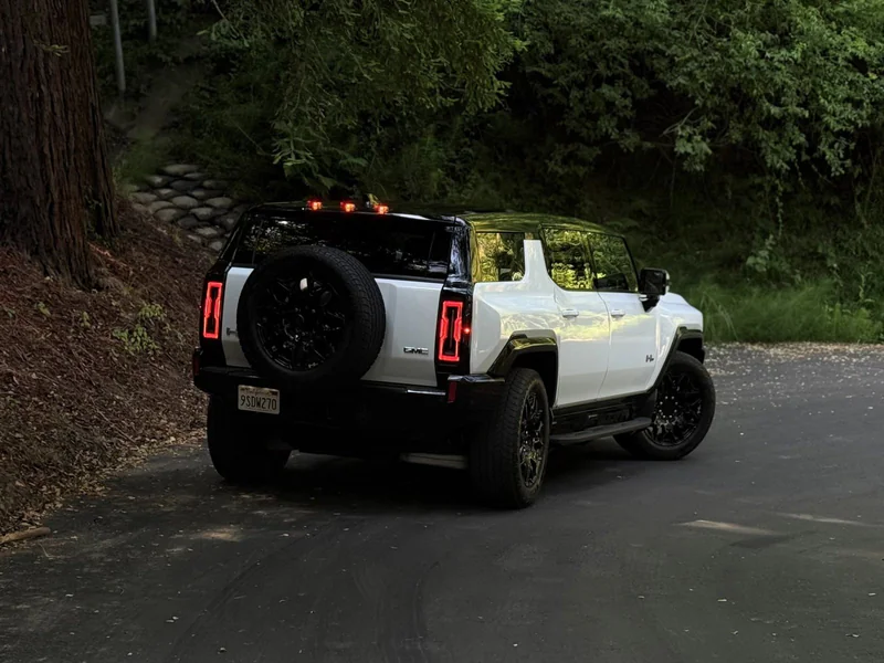 2025 GMC HUMMER EV 2X 3
