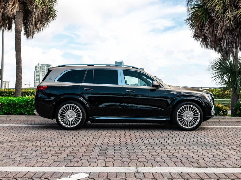 2021 Mercedes-Benz Maybach GLS 600 7