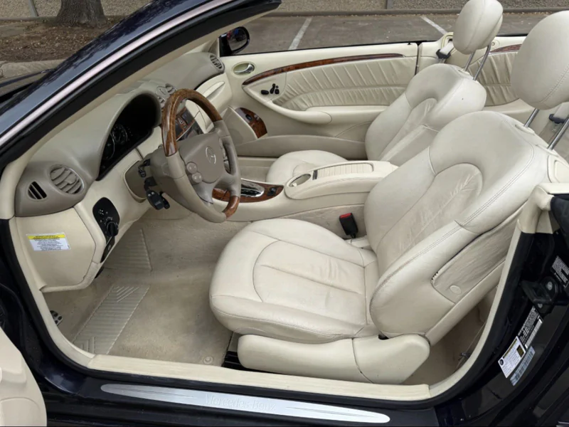 2007 Mercedes-Benz CLK350 Base 14