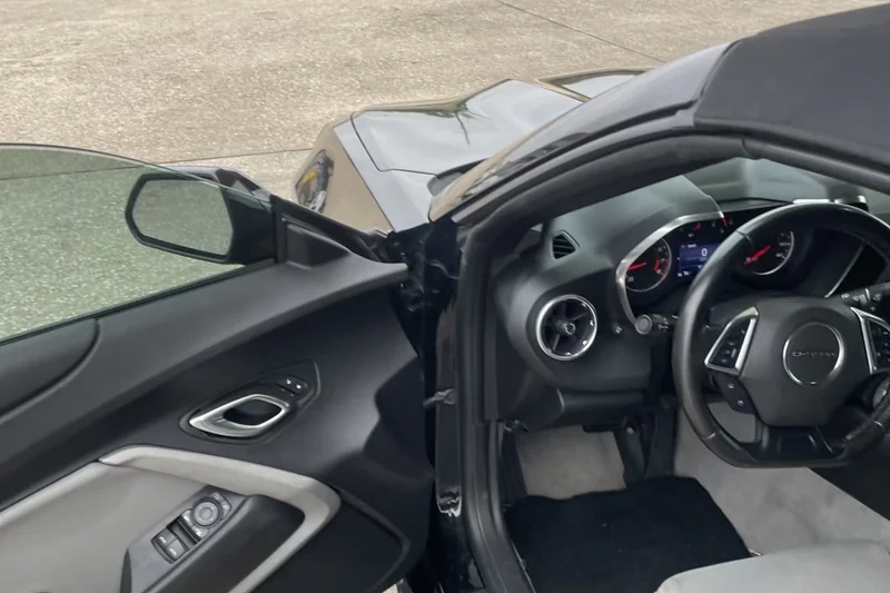 2020 Chevrolet Camaro LT 2