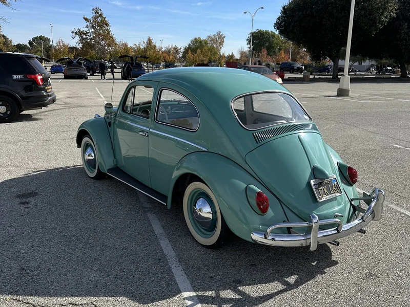 1963 Volkswagen Bettle in Los Angeles 6