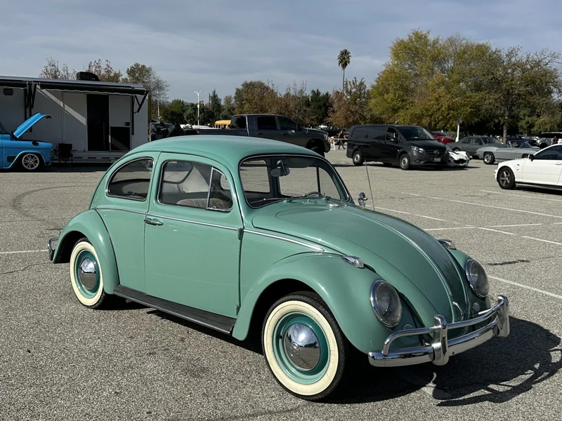 1963 Volkswagen Bettle in Los Angeles 8