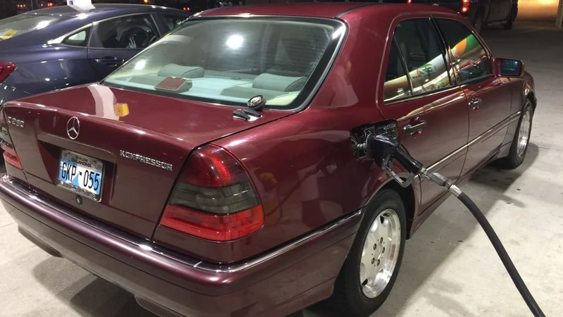 1999 Mercedes-Benz C230K 5