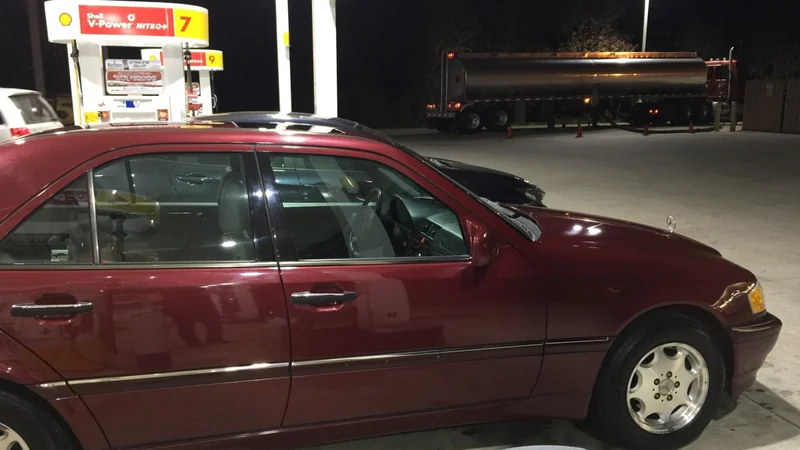 1999 Mercedes-Benz C230K 6