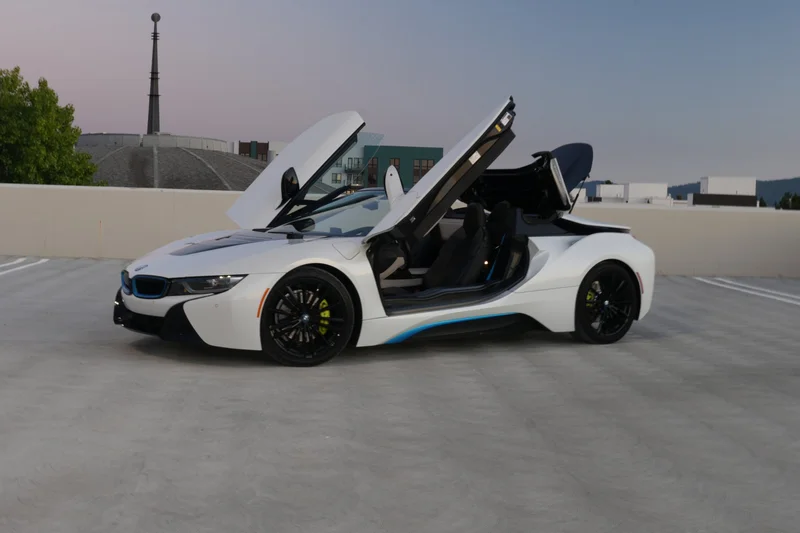 2019 BMW i8 Roadster 8
