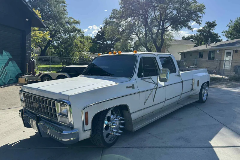 1980 Chevrolet Silverado C30 Camper Special 3