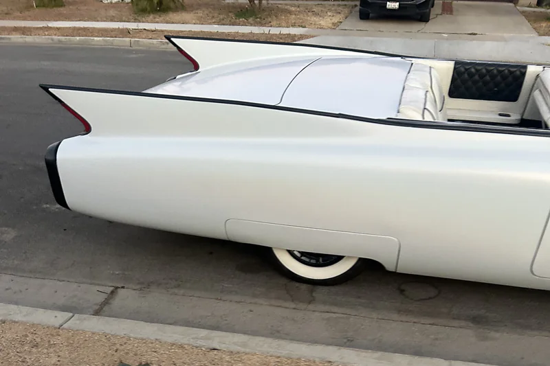 1960 Cadillac Series 62 Coupe 10