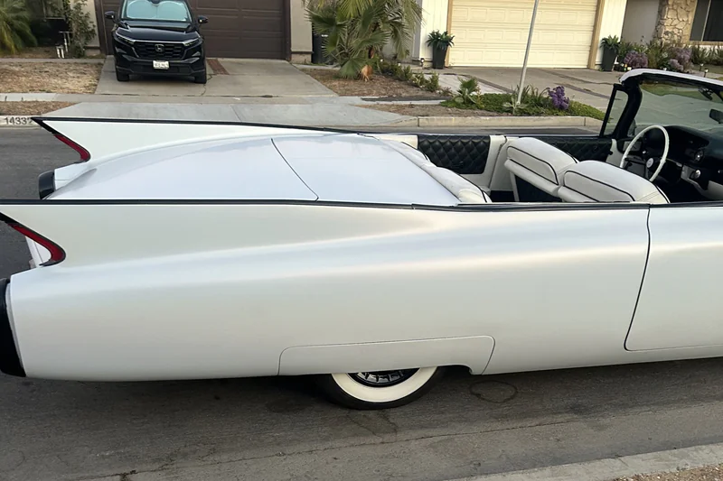 1960 Cadillac Series 62 Coupe 11