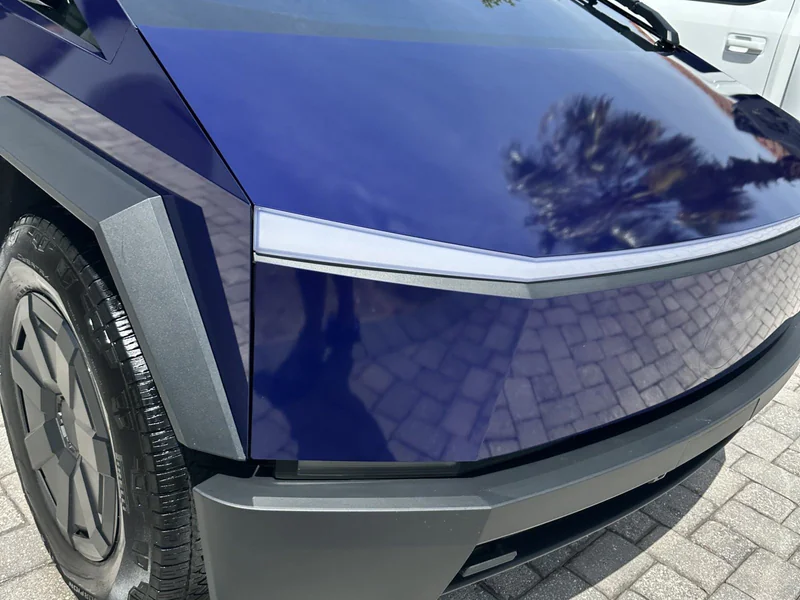 2024 Tesla Cybertruck All wheel drive 10