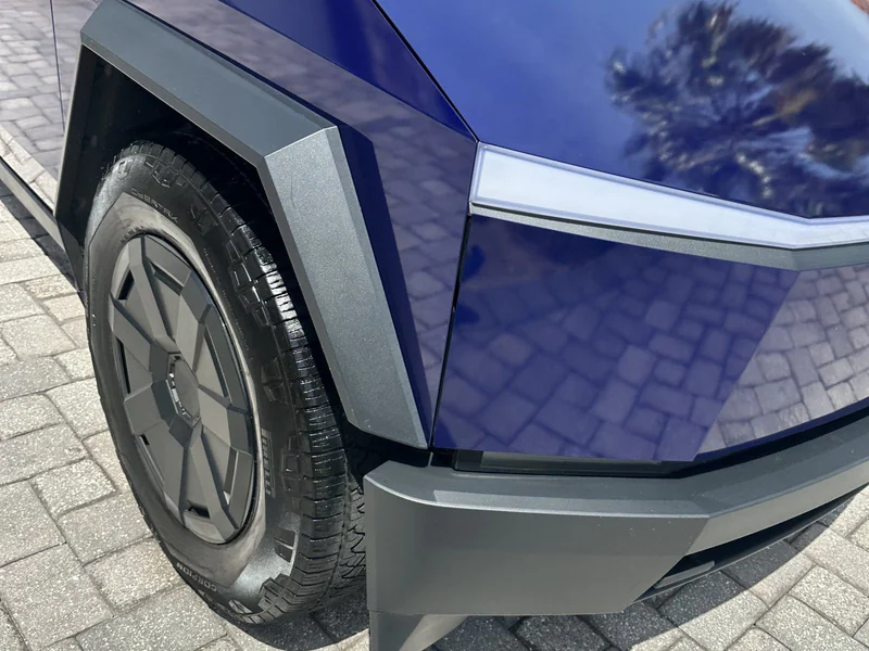 2024 Tesla Cybertruck All wheel drive 11