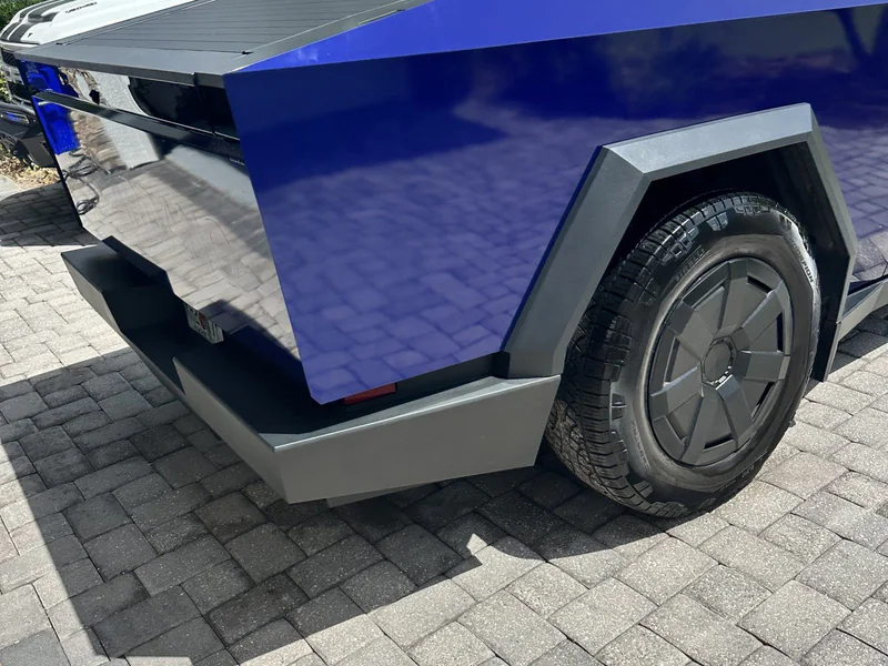 2024 Tesla Cybertruck All wheel drive 13