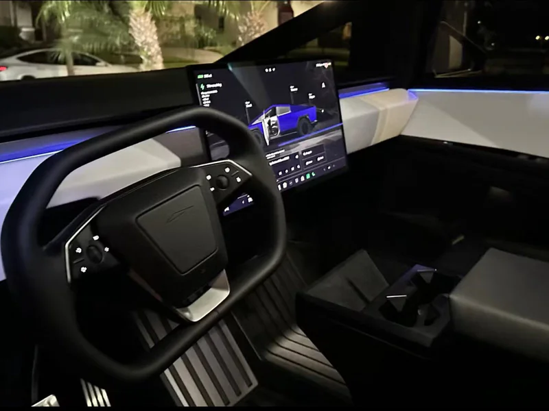 2024 Tesla Cybertruck All wheel drive 14