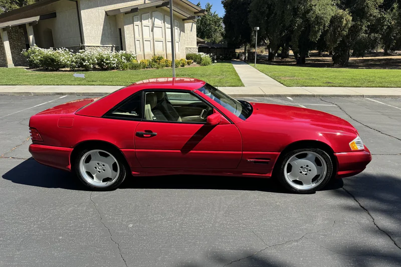 1998 Mercedes-Benz SL 500 Sport 2