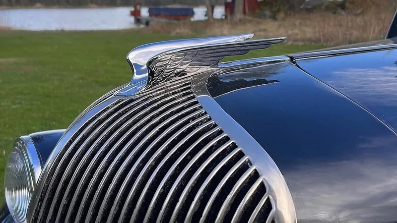 1936 Chrysler Airstream