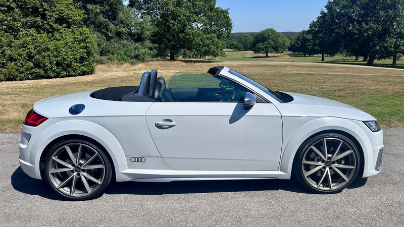 2019 Audi TTS in Harrogate 8