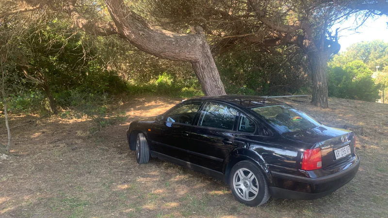1997 Volkswagen Passat in Milan 9