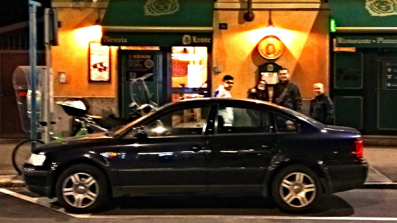 1997 Volkswagen Passat in Milan 12