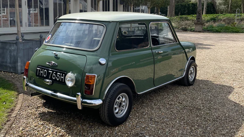 1969 Mini Classic Cooper in Crawley