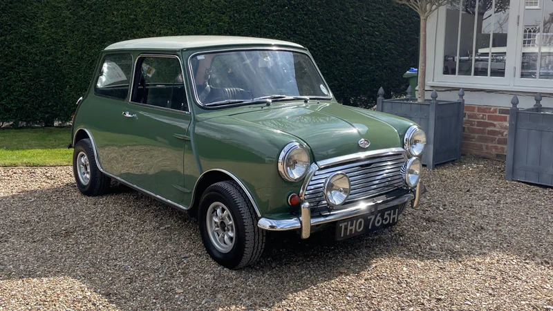 1969 Mini Classic Cooper in Crawley 2