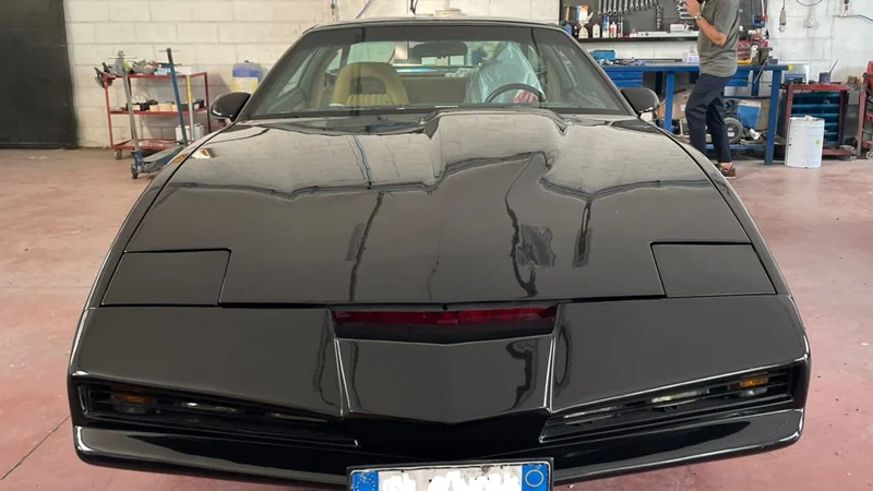 1991 Pontiac Firebird - Kitt in Milan