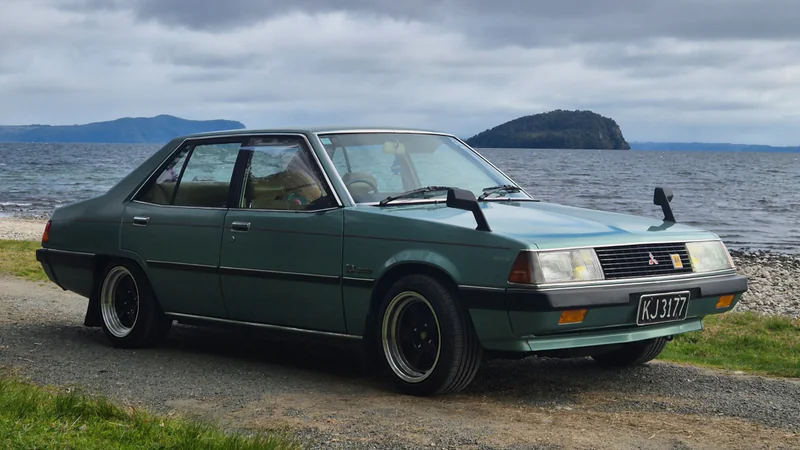1981 Mitsubishi Sigma  in Porirua 1