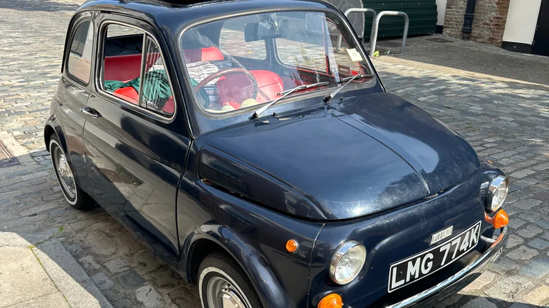 1972 Fiat 500 in London 4