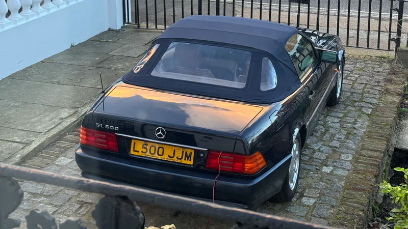1994 Mercedes-Benz SL500 in London 3