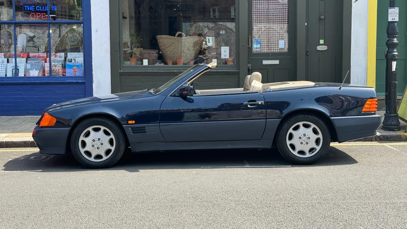 1994 Mercedes-Benz SL500 in London 5