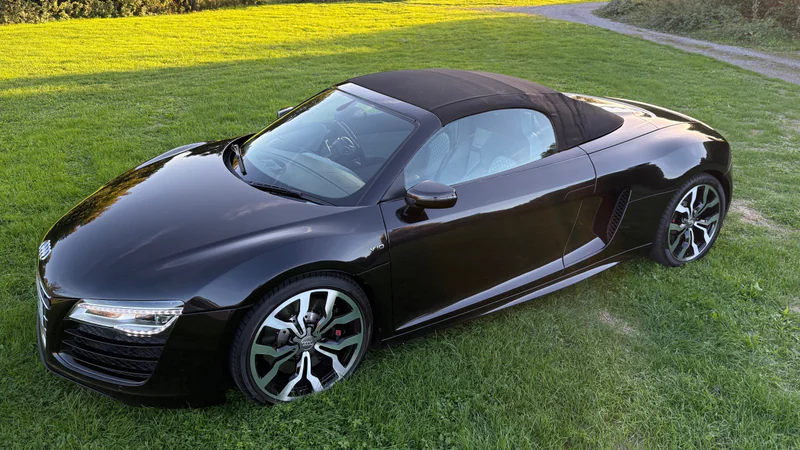 2014 Audi R8 V10 SPYDER in Bristol 2
