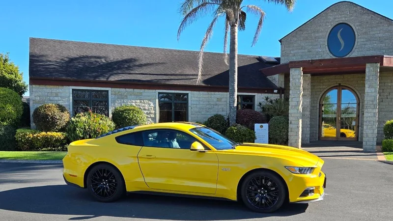 2017 Ford Mustang GT in Auckland 6