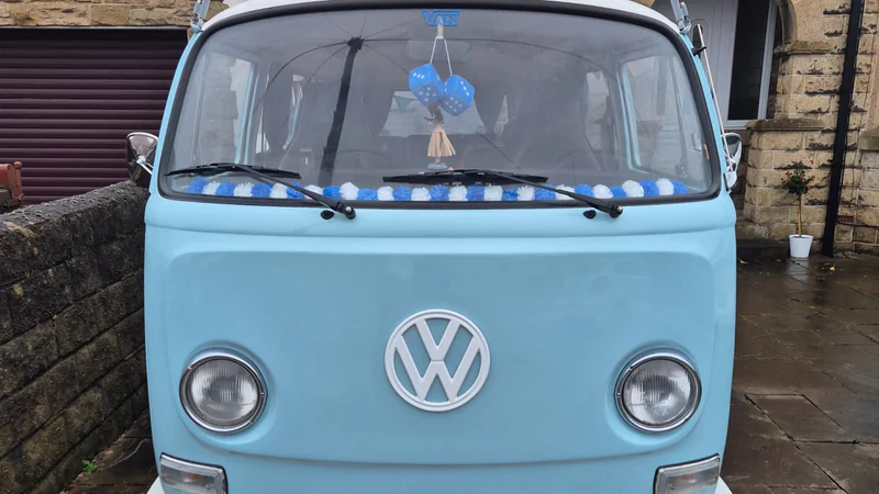 1972 Volkswagen T2 Bay Window in Ossett 6