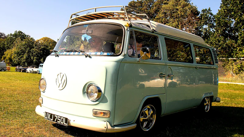 1972 Volkswagen T2 Bay Window in Ossett