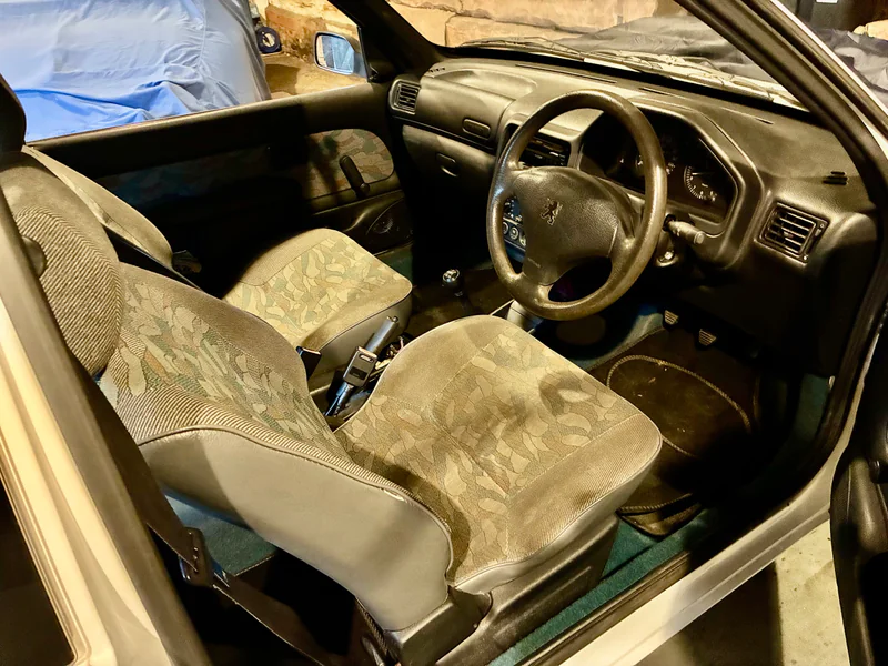 1994 Peugeot 106 in Hook 3