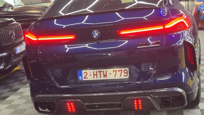 2020 BMW X6m in Jette 4